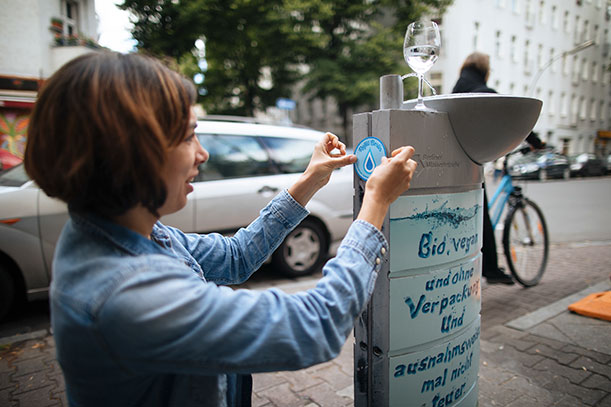 Berliner Trinkwasser | Jutes Wasser statt Plastik Foto © gerald schmidt