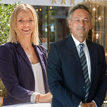 Friedrich Infeld ist neuer General-Direktor für beide Living Hotels der Derag Gruppe in Wien, Janet Stache übernimmt ihr erstes Living Hotel am Olympiapark in München.