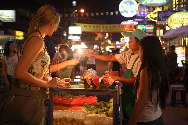 Thailand | Bangkok bleibt Street Food Metropole - Bangkok-Khao-San-Road Fotos: Tourism Authority of Thailand
