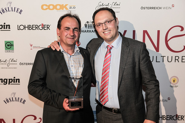 Martin Sperdin und Michael Waschl vom Hotel Central in Sölden mit der Auszeichnung zum Weinhotel des Jahres