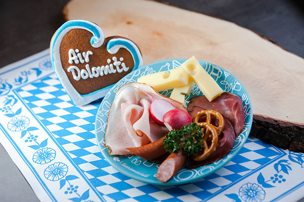 Air Dolomiti | Oktoberfest über den Wolken
