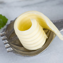 Stiftung Warentest | Auch billige Butter ist gut, Foto © Fotolia / Bernd Kröger