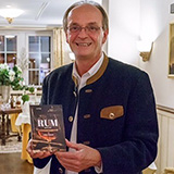Romantik Hotel Schloss Rheinfels | Gerd Ripp veröffentlicht viertes Buch "Rum – puros y mas"