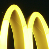 McDonald's startet Lieferservice | Der Burger für daheim