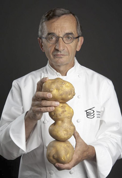 Der französische Starkoch holt sich mit seiner seit Jahrzehnten konsequenten Küchenlinie Platz eins weltweit © Michel Bras Laguiole 