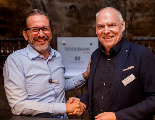 wineBANK Geschäftsführer Christian Ress (links) und Thomas Velten freuen sich auf den neuen Heidelberger Standort - Foto: wineBANK / Grossaufnahmen