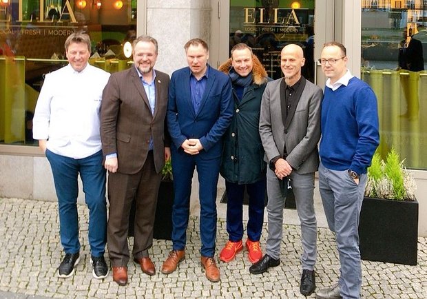 eat! berlin 2020 - Markus Herbicht, Bernhard Moser, Jörg Frankenhäuser, Tim Raue, Ralf Zacherl, Hendrik Otto © Nikolas Rechenberg 