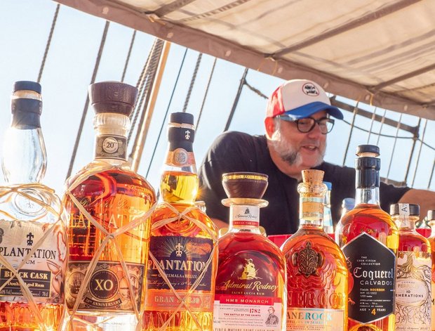 Rum und andere Spirits auf der Hanse Sail Rostock Foto: IMAGO / Roland Hartig