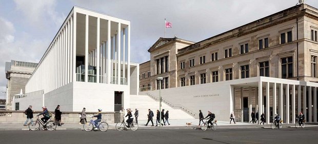 James-Simon-Galerie Ansicht des Haupteingangs © Ute Zscharnt für David Chipperfield Architects