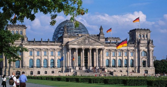 Deutscher Bundestag im Reichstagsgebäude Foto: visitberlin/Wolfgang Scholvien