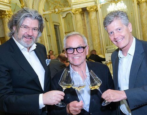 Wolfgang Puck mit Karl Hohenlohe und Marcus Meyer (Managing Director at Josephinenhütte) - Foto: Gault&MIllau