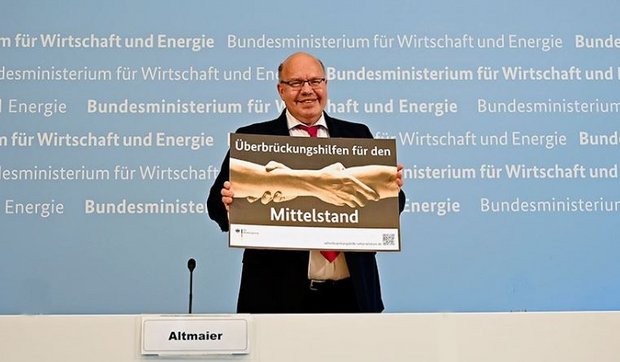 Bundesminister Peter Altmaier stellt die neue Corona-Überbrückungshilfe vor. © BMWi/Andreas Mertens