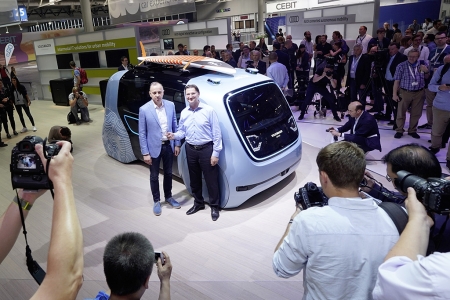 Volkswagen Sedric | Roboterwagen-Studie für Aktivsportler 